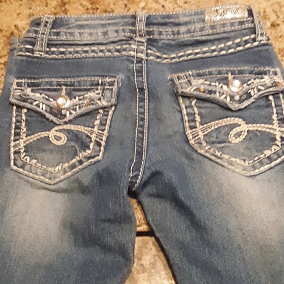 Jeans - Picture 3 of 3